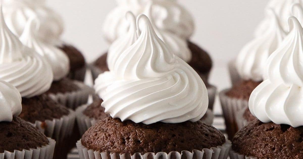 Easy Glossy Marshmallow Frosting for Dramatic Cakes